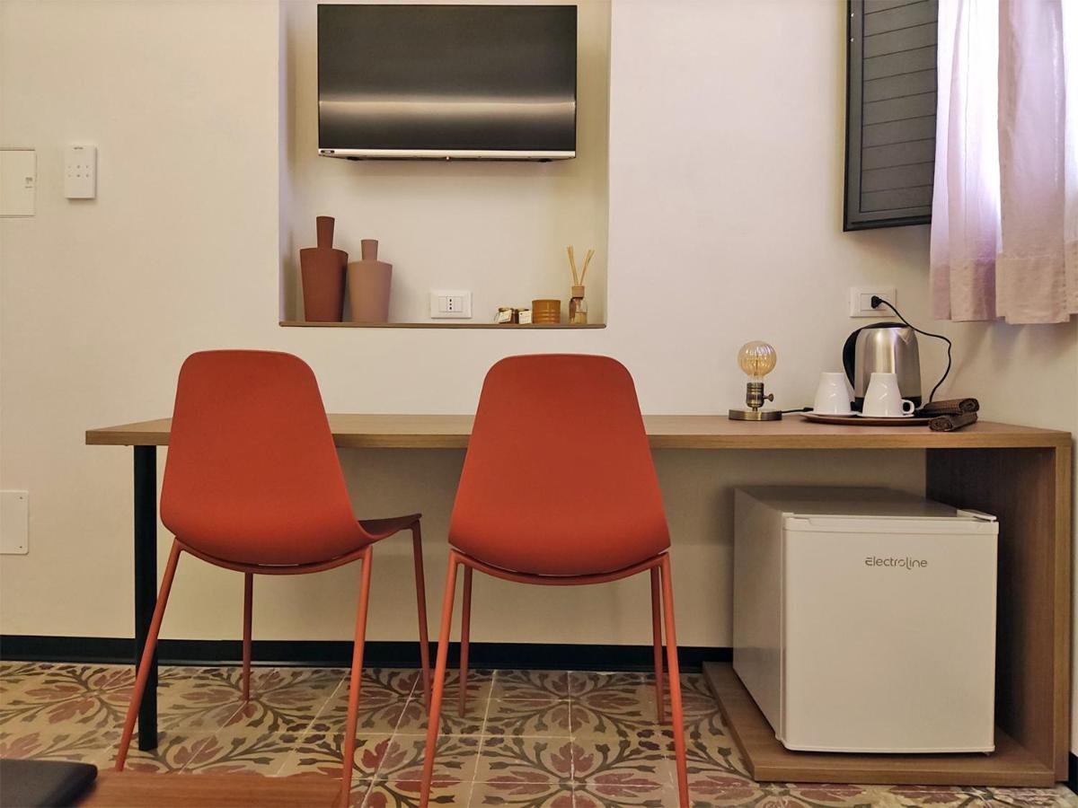 Bassi77 - Rooms & Apartments Trapani Eksteriør billede