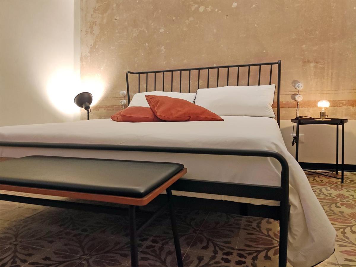 Bassi77 - Rooms & Apartments Trapani Eksteriør billede