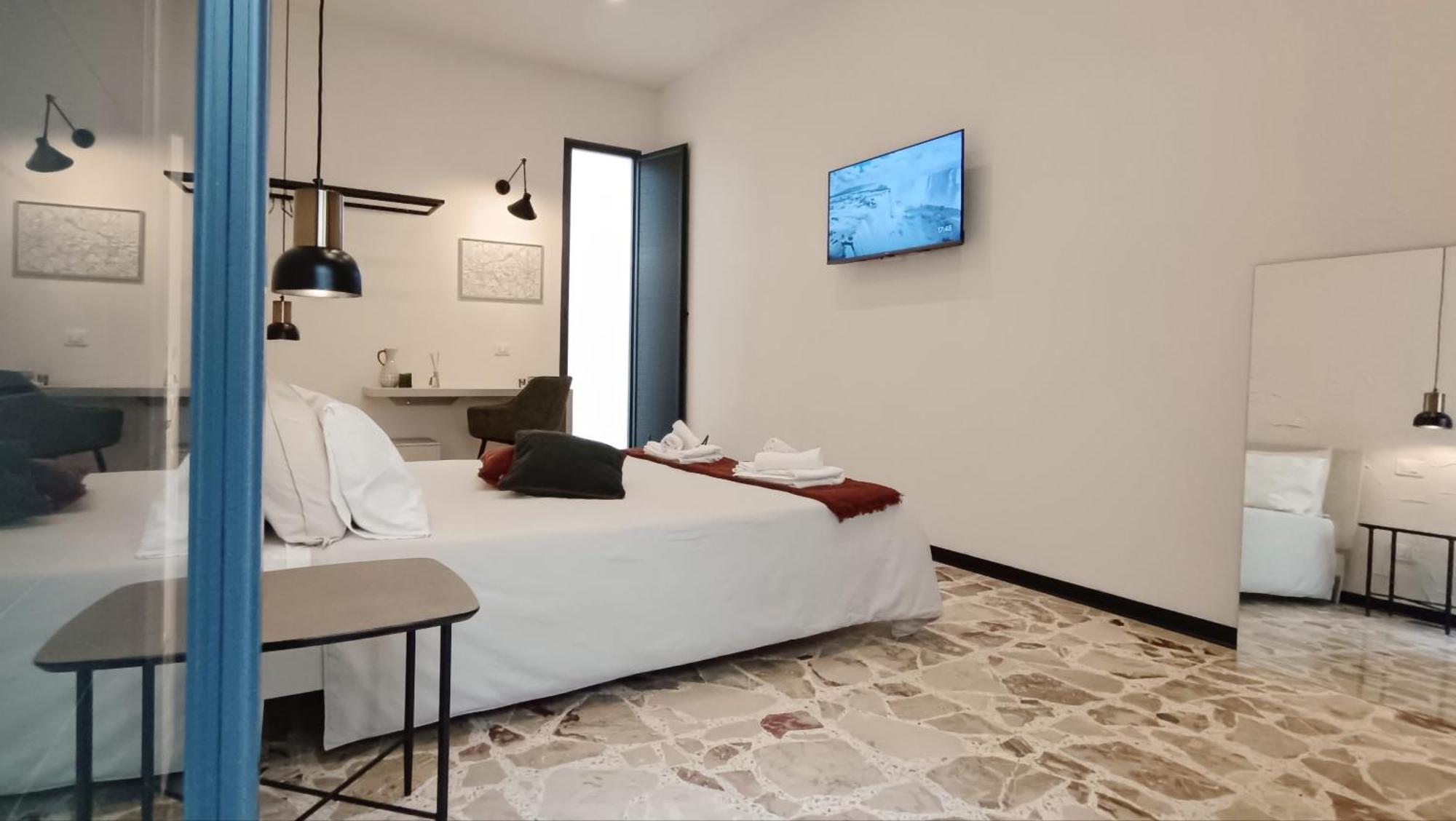 Bassi77 - Rooms & Apartments Trapani Eksteriør billede