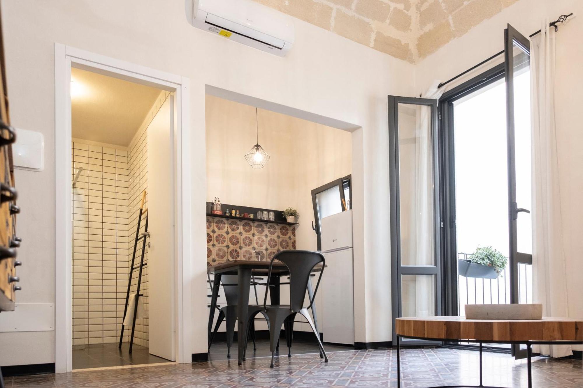 Bassi77 - Rooms & Apartments Trapani Eksteriør billede